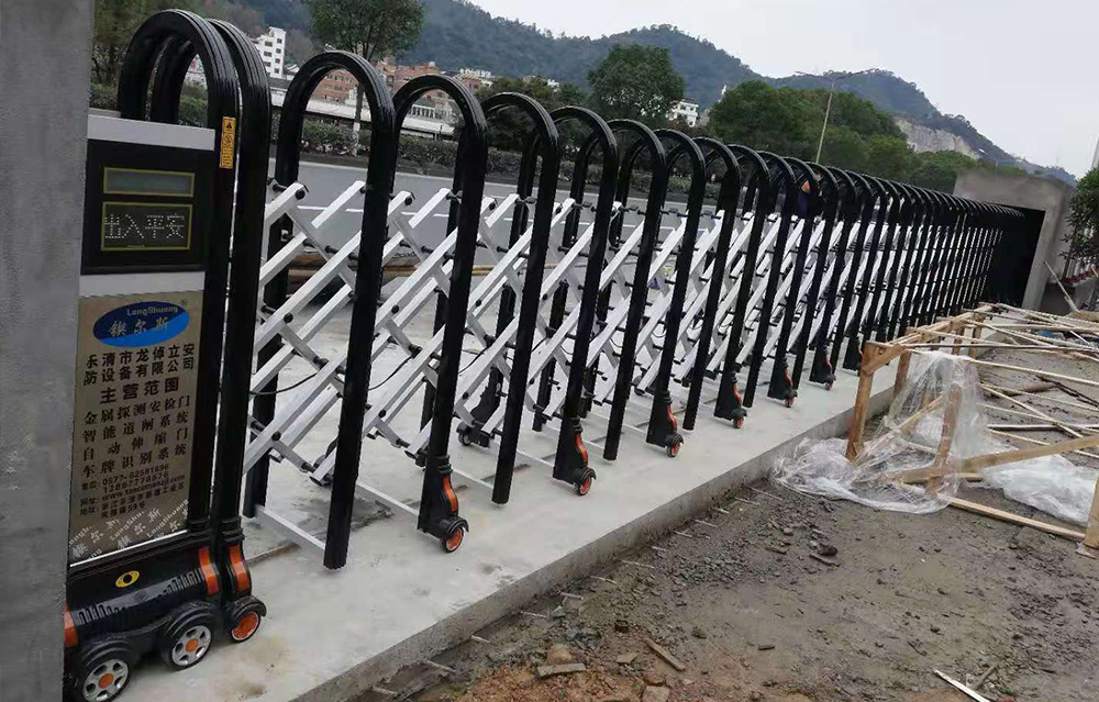 自動(dòng)伸縮門